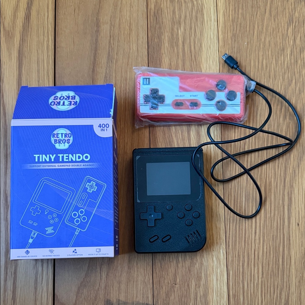 Tiny Tendo Handheld Console